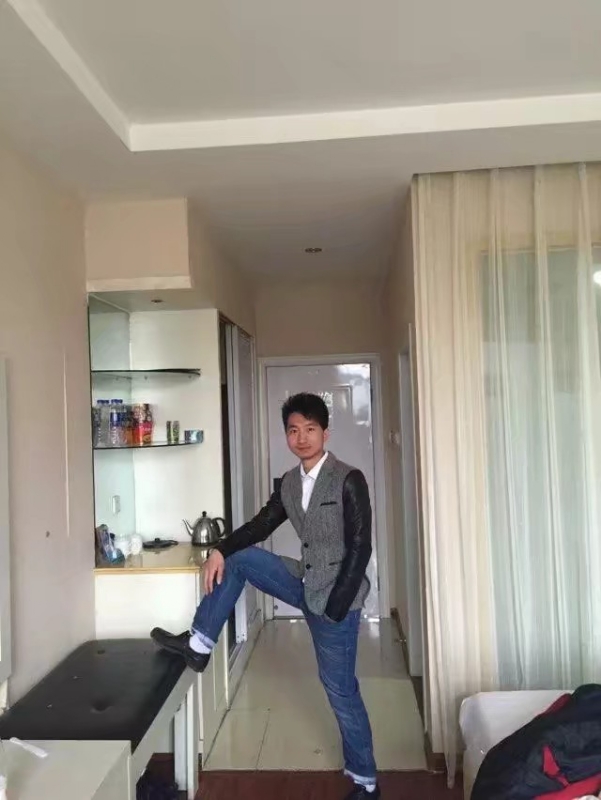 潇湘剑雨的第四张照片--云霄闪婚服务中心